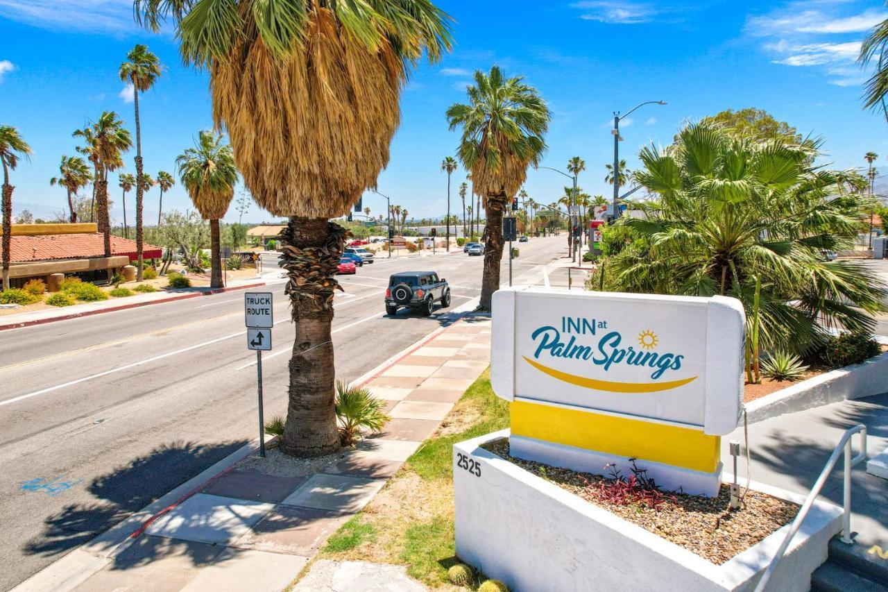 Inn At Palm Springs Exterior photo