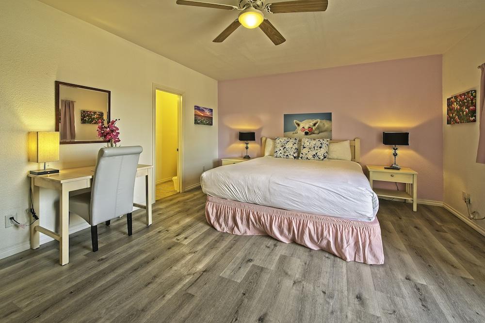 Inn At Palm Springs Exterior photo
